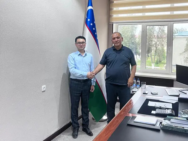 SINOSO se reúne com o prefeito de Gagarin, Uzbequistão, para apresentar soluções de agricultura inteligente